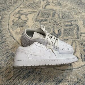 Men’s Nike Air Jordan Low Triple White